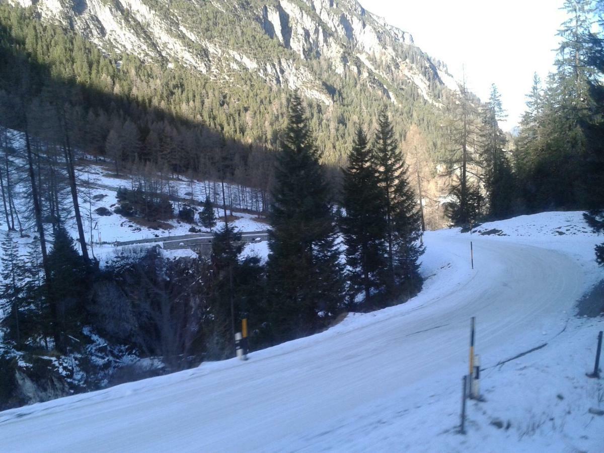 Hotel Bed & Rooms , Corte Rossa -1 Min Walk To Bernina Express Tirano Exterior foto